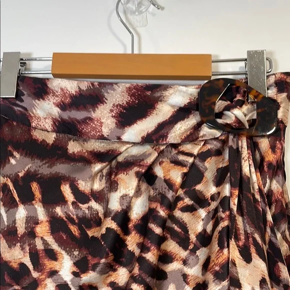 NWT Marciano Guess Animal Magic Wrap Skirt Size XS 100% Pure Silk Brown & Tan - Picture 5 of 16